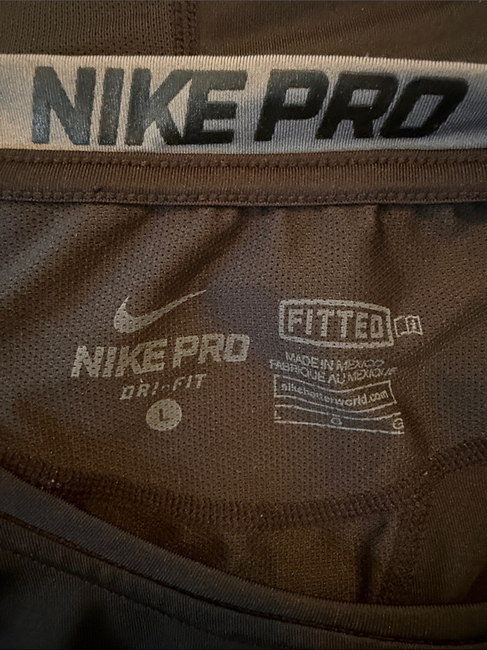 Nike Men’s Performance Tee - Picture 5 of 7
